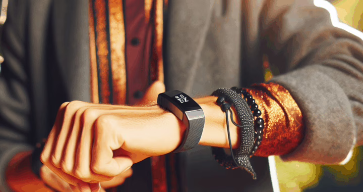 Whoop Fitness Tracker Review: Your Ultimate Workout Buddy